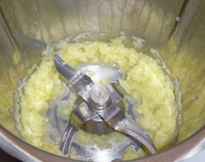 mit Butter und Olivenöl andünsten
